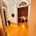 Serafina Palace Historic Charm By The Sea 招待所