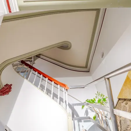 Serafina Palace Historic Charm By The Sea Penzion *