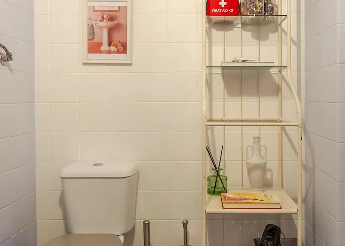 Serafina Palace Historic Charm By The Sea