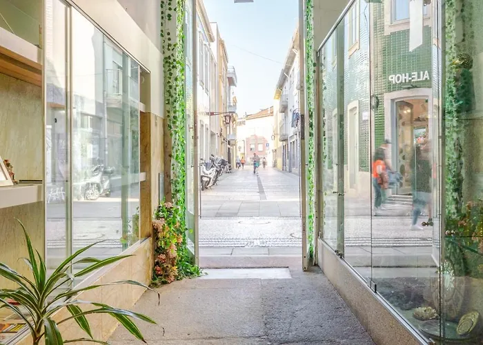 Serafina Palace Historic Charm By The Sea Gæstehus *