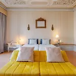 Gasthuis Serafina Palace Historic Charm By The Sea *