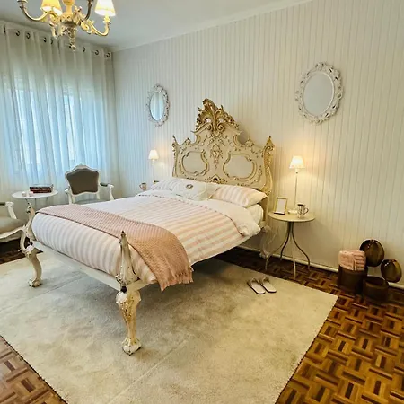 Serafina Palace Historic Charm By The Sea بيت ضيافة