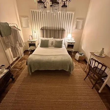 بيت ضيافة Serafina Palace Historic Charm By The Sea *
