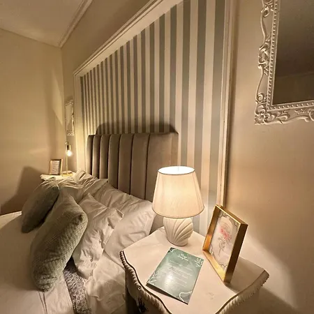 Serafina Palace Historic Charm By The Sea *