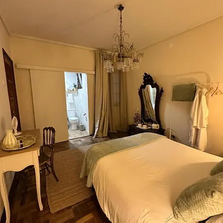 Serafina Palace Historic Charm By The Sea *