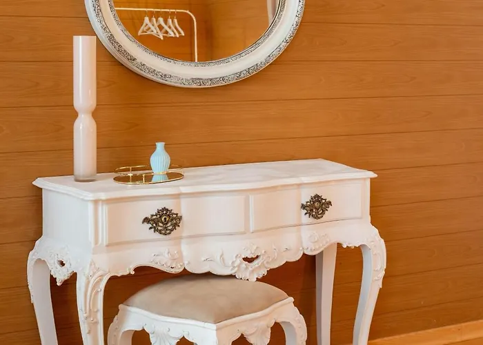 Serafina Palace Historic Charm By The Sea Guest house