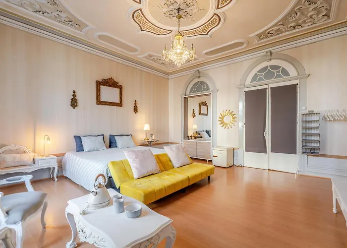 Serafina Palace Historic Charm By The Sea Povoa de Varzim
