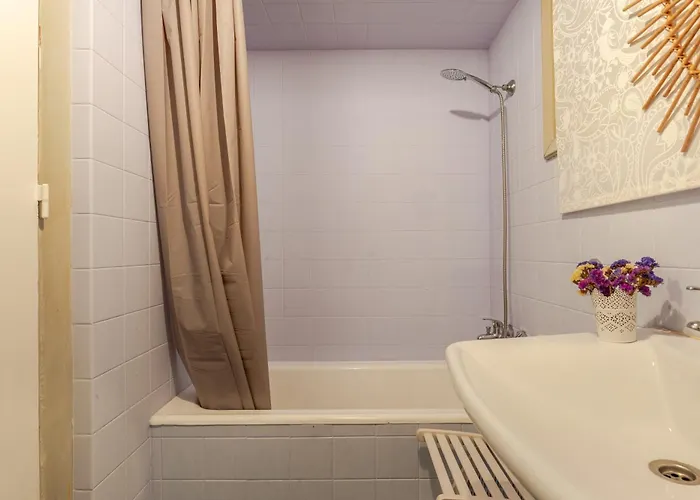 Maison d'hôtes Serafina Palace Historic Charm By The Sea