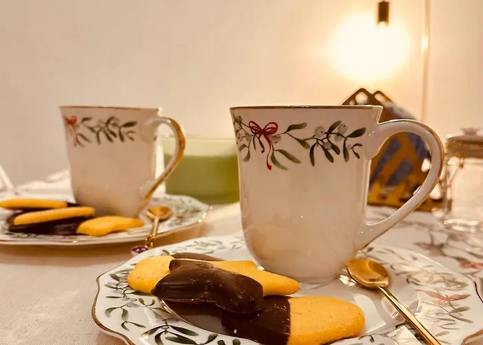 Serafina Palace Historic Charm By The Sea Maison d'hôtes