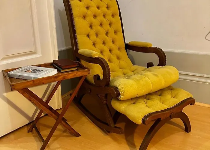 Serafina Palace Historic Charm By The Sea Maison d'hôtes