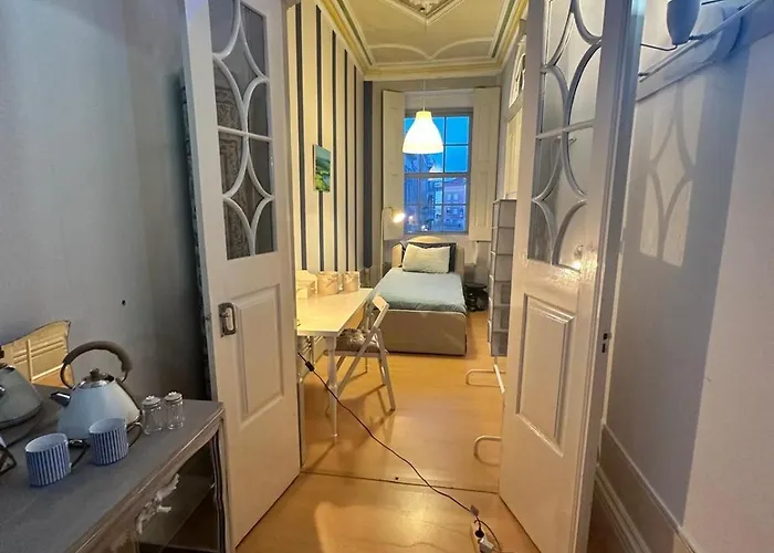 Serafina Palace Historic Charm By The Sea